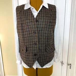 Ladies One of a Kind Vest NWOT